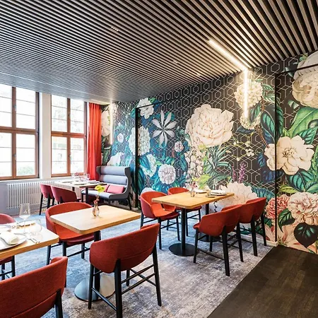 密查里斯酒店及餐厅 酒店 4*
